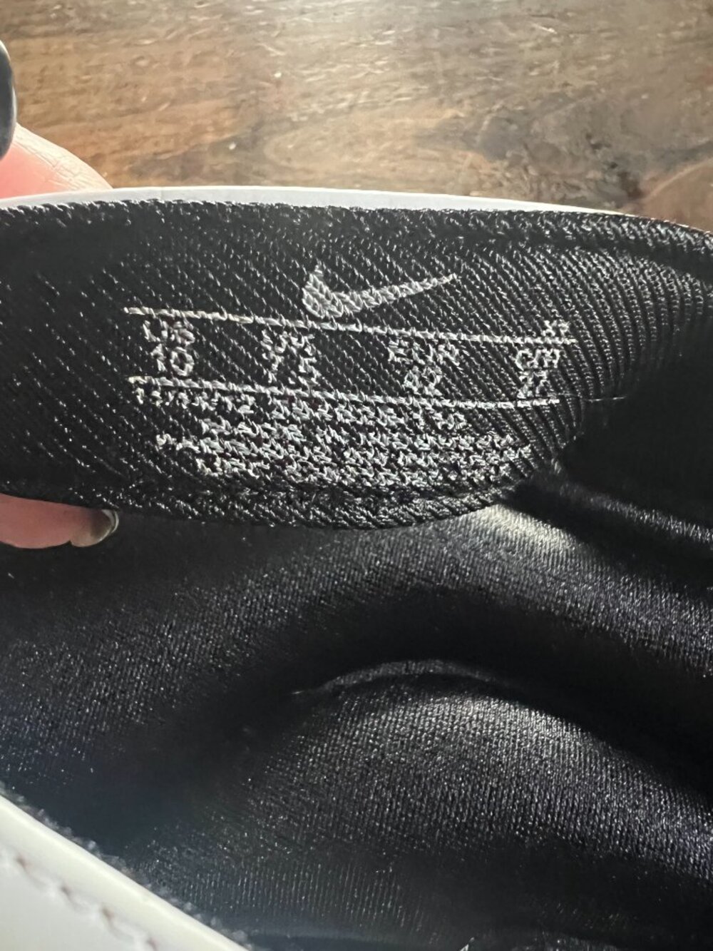 Nike Comfort Footbed Women's Black Flip Flops sz 10 Memory - Picture 4 of 5